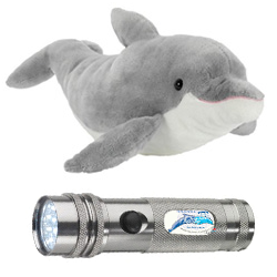 Delphin Plüschtier und Taschenlampe zu Gewinnen